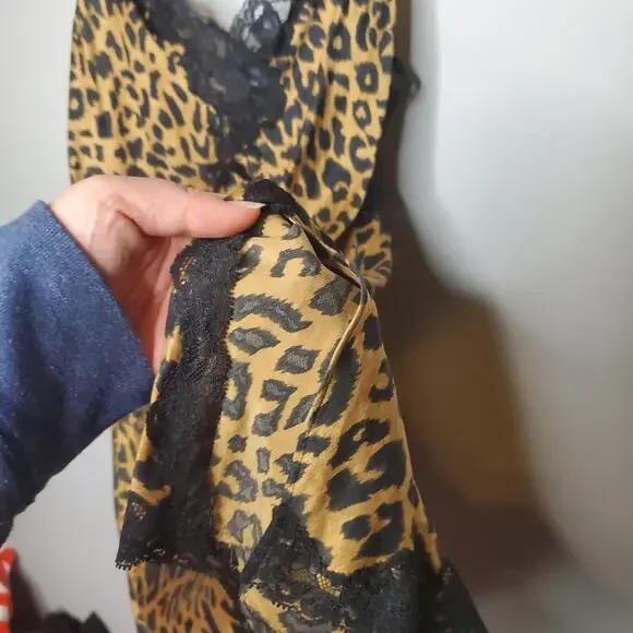 Victoria's Secret Vintage Leopard Print Silk Chemise Slip Black Lace Trim Medium - Picture 4 of 16